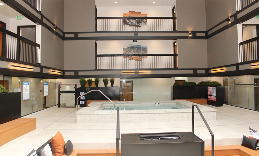 Image 15: Charming Stay at Park Plaza Resort, Ascend Hotel Collection in, UT.