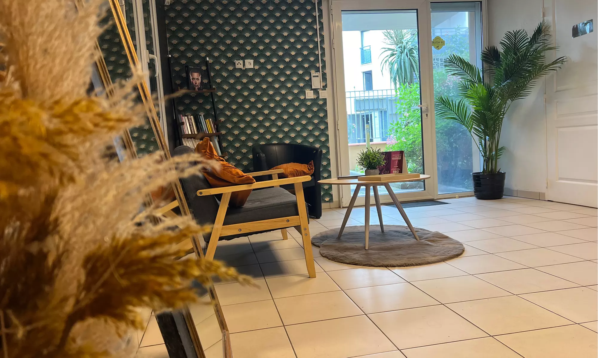 Modelage relaxant demi-corps, corps ou aux pierres chaudes avec Au Calme Spa (jusqu'à 42% de remise) - Image 3