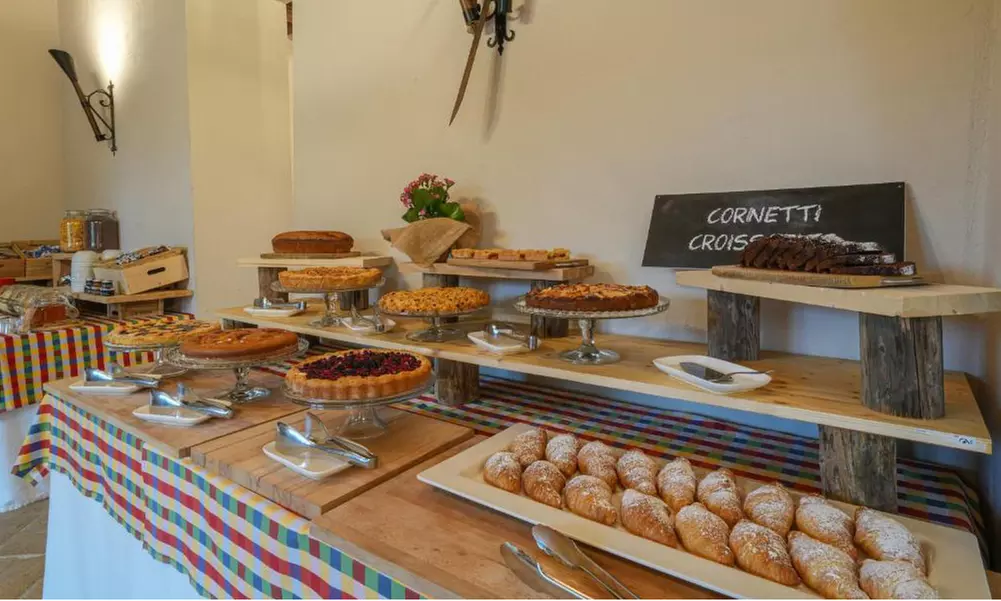 Perugia, Montone: Soggiorno per 2, 3 o 4 persone in mezza pensione