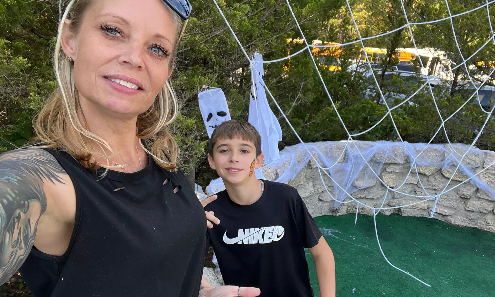 18-Hole Round of Miniature Golf and Snack for 3, 4, or 6 Golfers