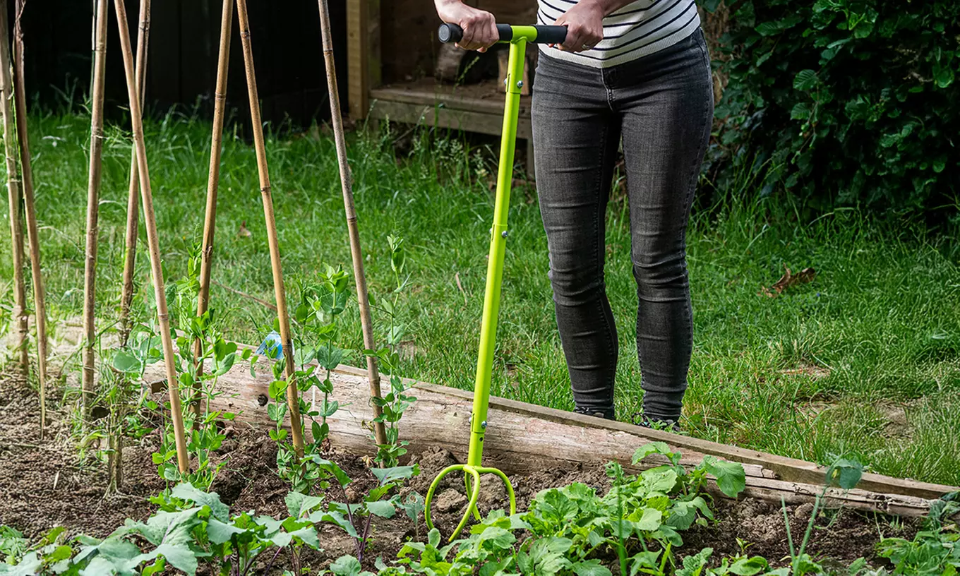 Garden Gear Manual Twist Cultivator and Tiller