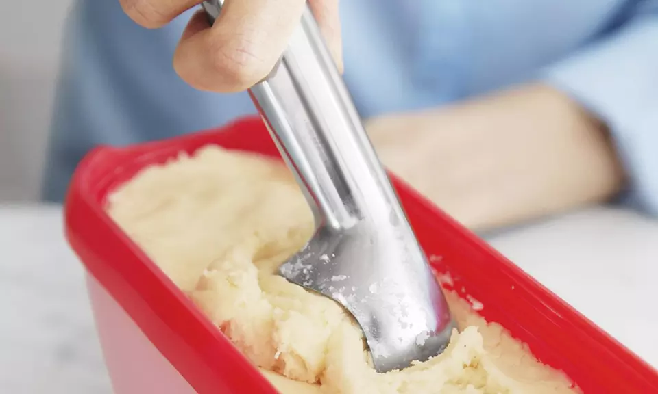 Zeroll Ice Cream Scoop with Self Defrosting Handle - Primary Image