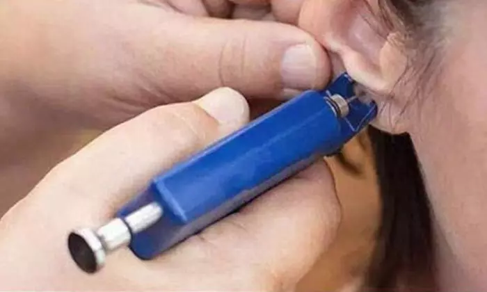 Ear Piercing Kit Stainless Steel Body Ear Piercing Tool Set with 98 Studs