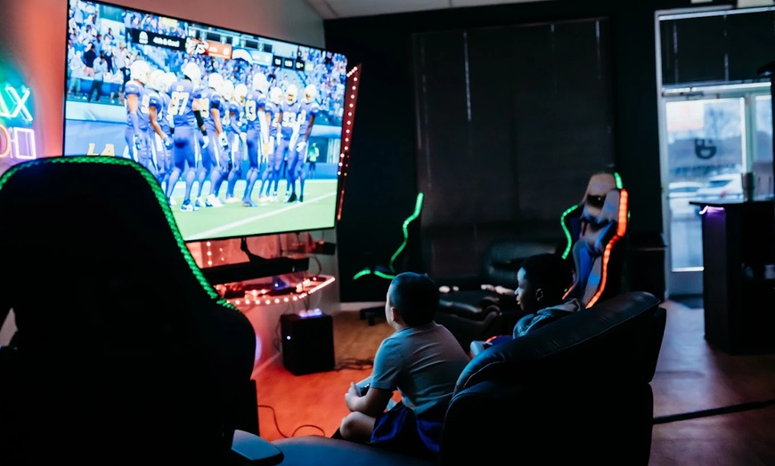 Image 5: Joyfull Arcade - Virtual Reality & Classic Games in Spring Hill