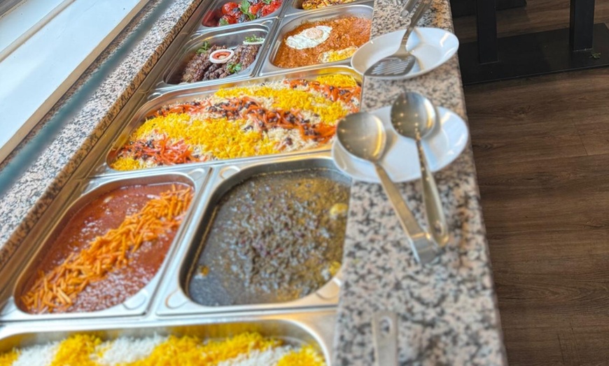 Image 2: All-you-can-eat iranisches Buffet für 1, 2 oder 4 Personen