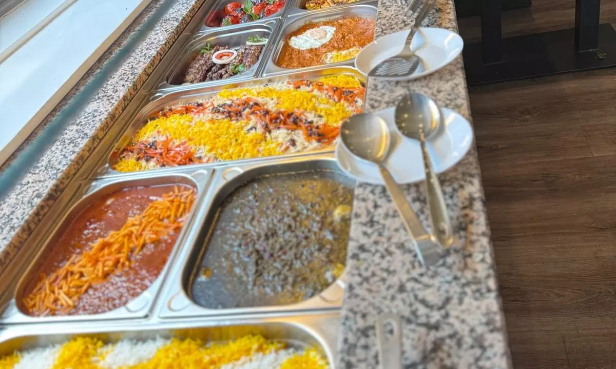 All-you-can-eat iranisches Buffet für 1, 2 oder 4 Personen