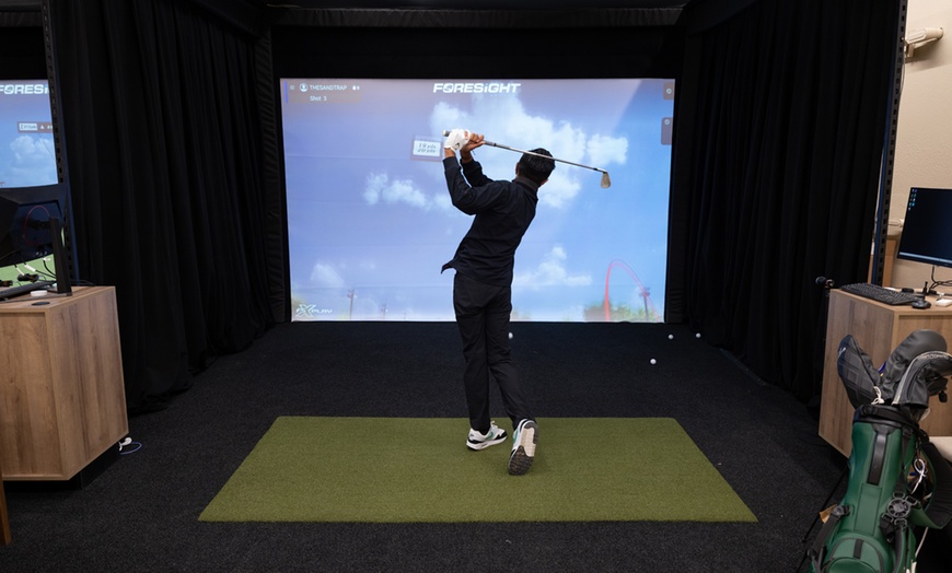 Image 6: Quality Golf Comprehensive Bay Rental or Assessment Session 