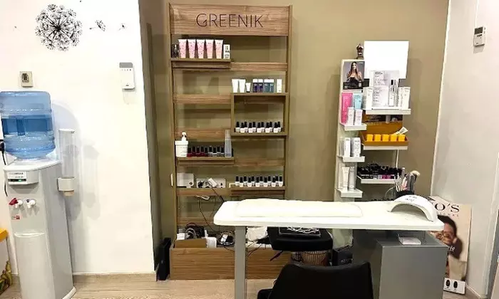 Presume de uñas ideales: 1 o 2 sesiones de manicura, pedicura o ambas