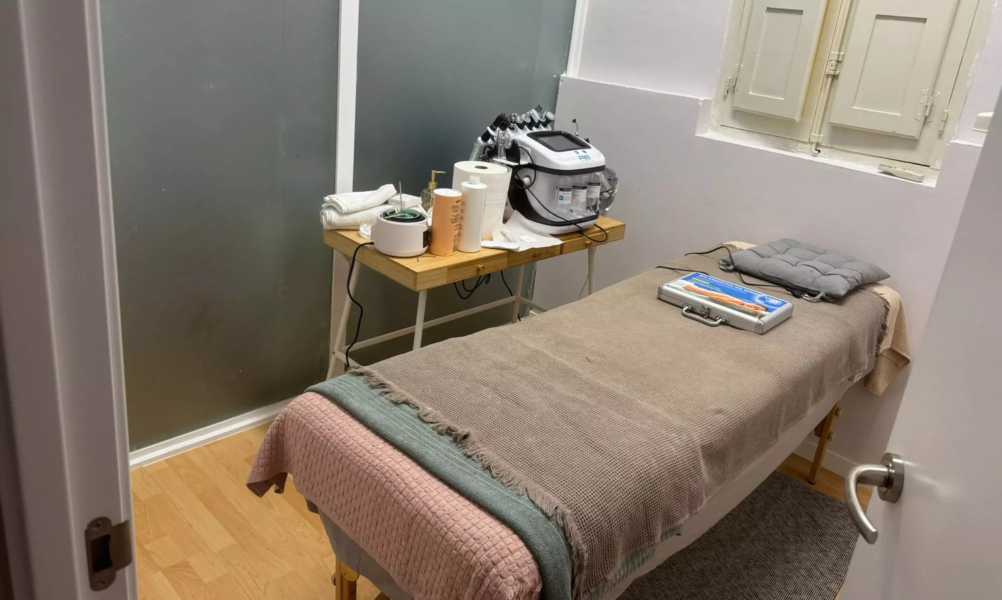 Bono de depilación láser de diodo en zona a elegir: hasta 7 sesiones