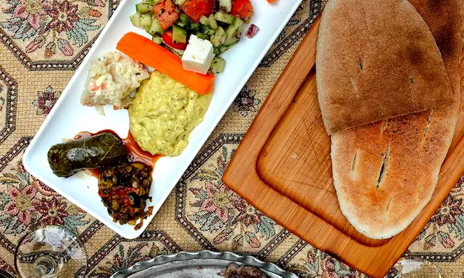 Four-course Persian dinner for 2 or 4, any day or Sunday-Thursday