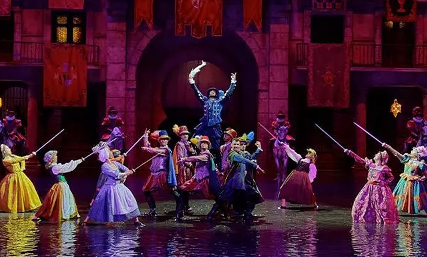 Image 6: Viaja a lo largo de los siglos con 2 entradas para 1 día con Wonderbox