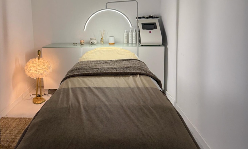 Image 6: Lifting y tinte de pestañas con opciones de cejas y laminado