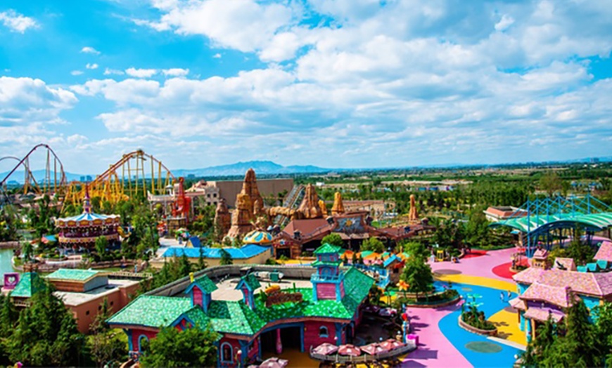 Image 3: Freizeitpark bei Paris: Tagesausflug mit Reisebus & Eintritt