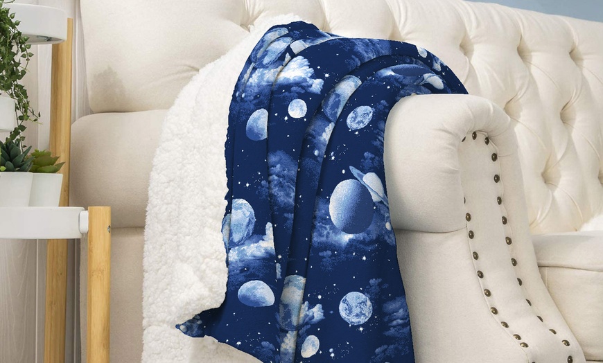 Image 23: Sherpa-Kuscheldecke