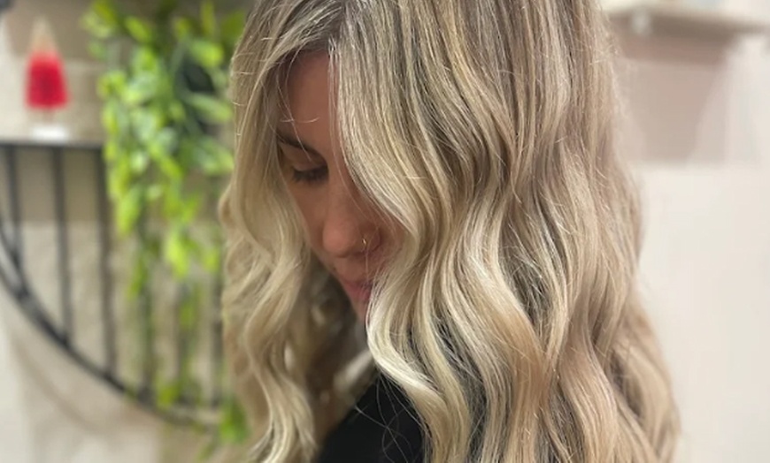 Image 30: Up to 50% Off on Salon - Keratin Treatment at Studio85