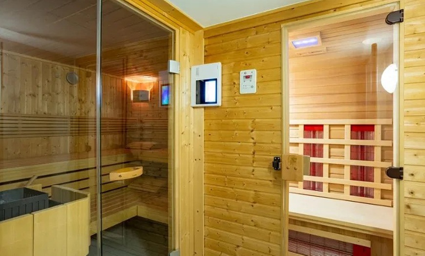 Image 17: Baden-Baden: 2-5 Nächtmit Frühstück & Finnischer Sauna