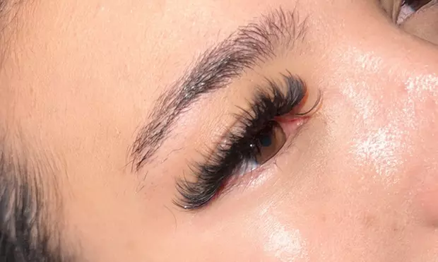 Full Set or Fill for Classic, Hybrid, Volume, or Mega Volume Eyelash