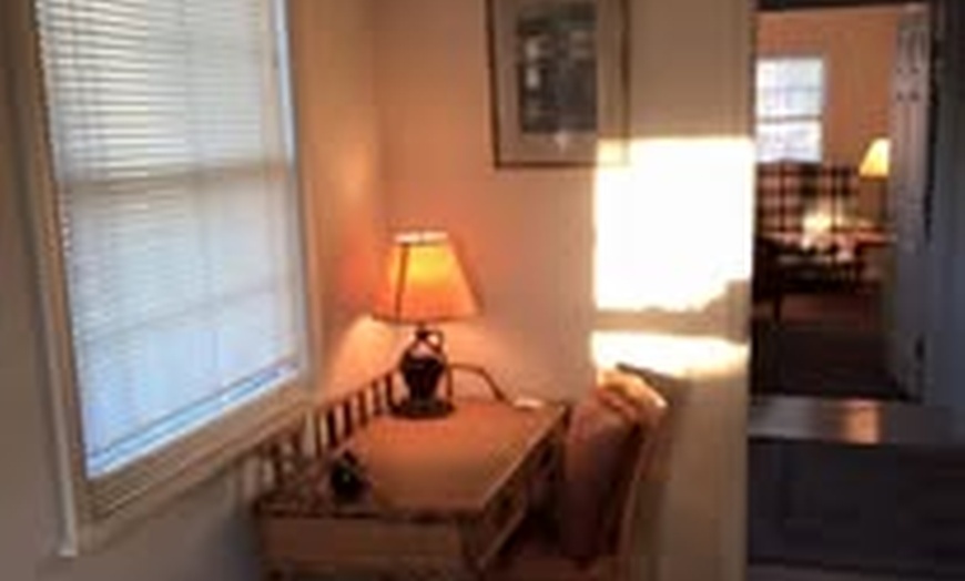 Image 6: Choose from One, Two, or Three Counseling Sessions