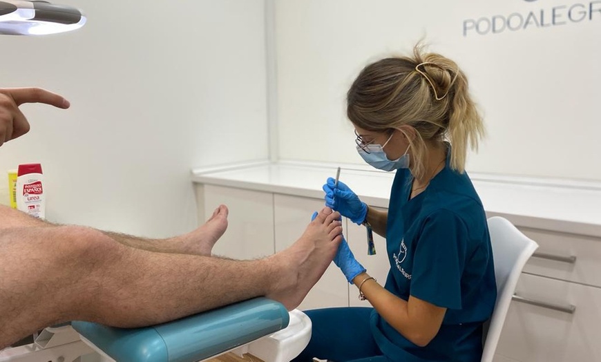 Image 4: Sesión de quiropodia de 30 minutos en Podoalegre Clínica Podológica