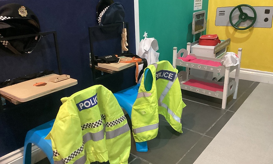 Image 4: Child Admission with Meal for 1 or 2 Kids and Entry for Up to 2 Adults