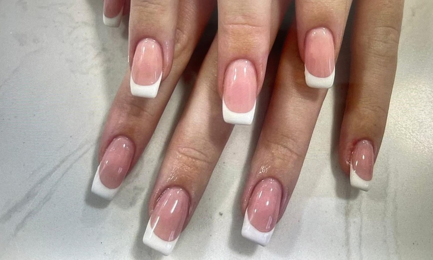 Image 6: Flawless, Long-Lasting Nails with Shellac or BIAB Treatments