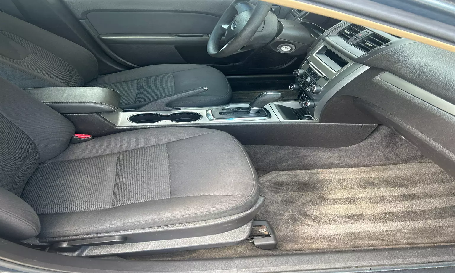 Experience a Mobile Exterior/Interior Detail or a Combo of Both!