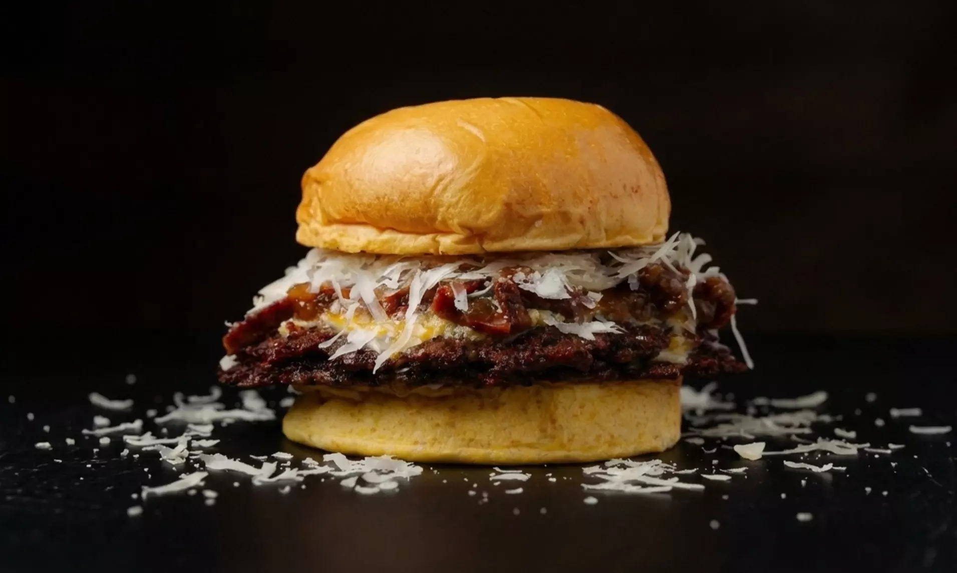 Menú de hamburguesa con patatas, postre y bebida para 2 o 4 personas