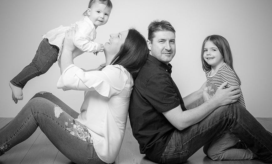 Image 2: Family Photoshoot I 8'' x 6'' Print I Barrett & Coe Studios
