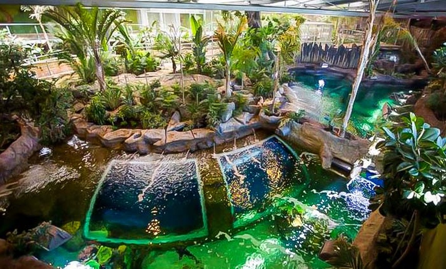 Image 1: Granada: 1 o 2 noches con desayuno y entrada al Parque de las Ciencias