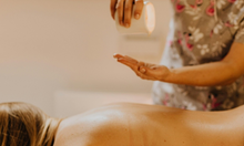 Massage aux huiles chaudes de 60 minutes - Yunnia