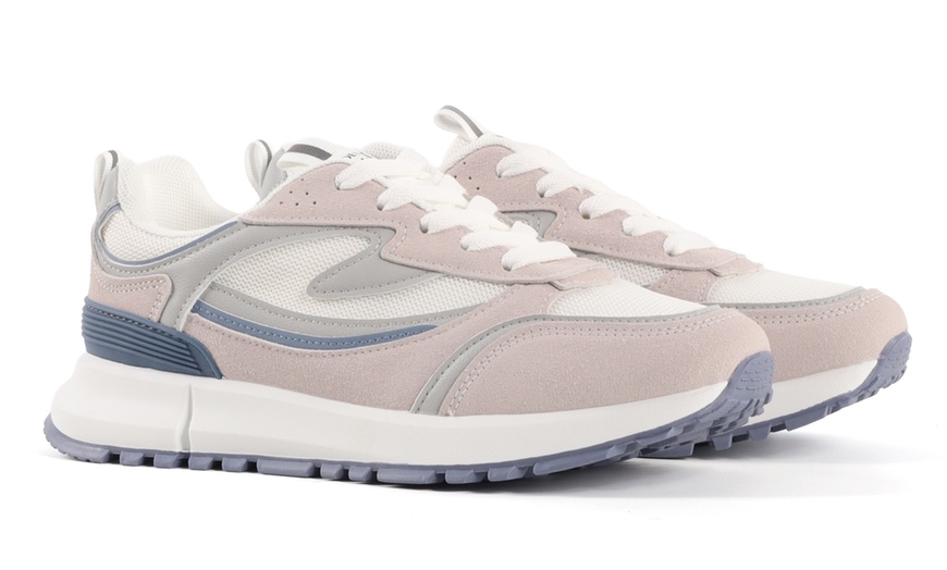 Image 6: Trekking Women's Trainers