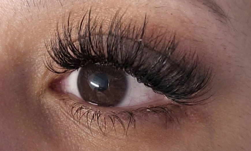 Image 3: Classic Eyelash Extensions w/Custom Lash Mapping for Effortless Beauty