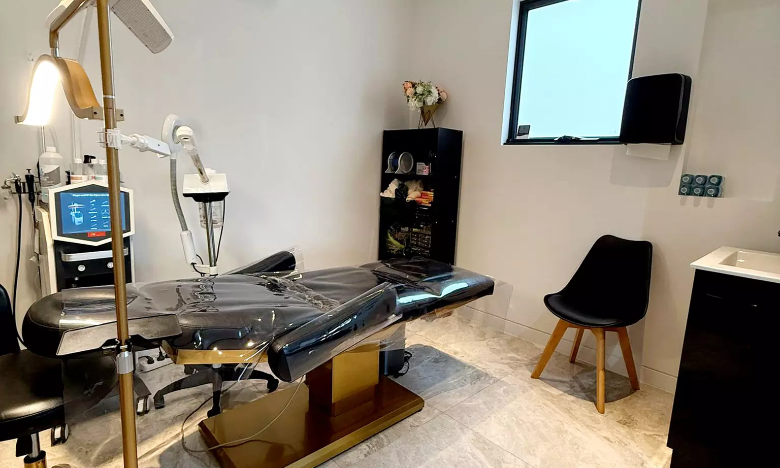 45–90 Min Facials and Body Treatments Including Hydra Facial