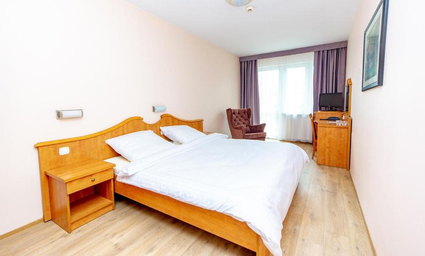 Image 4: Świnoujście: pokój dla 2 lub 3 osób z wyżywieniem HB i basenem