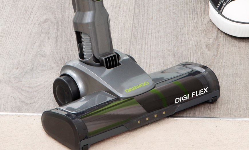 Image 4: Daewoo Cyclone Digi-Flex Cordless Digital Vacuum Cleaner