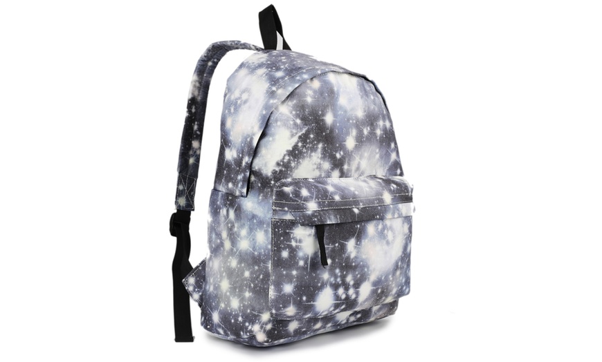 Image 36: Miss Lulu Backpack