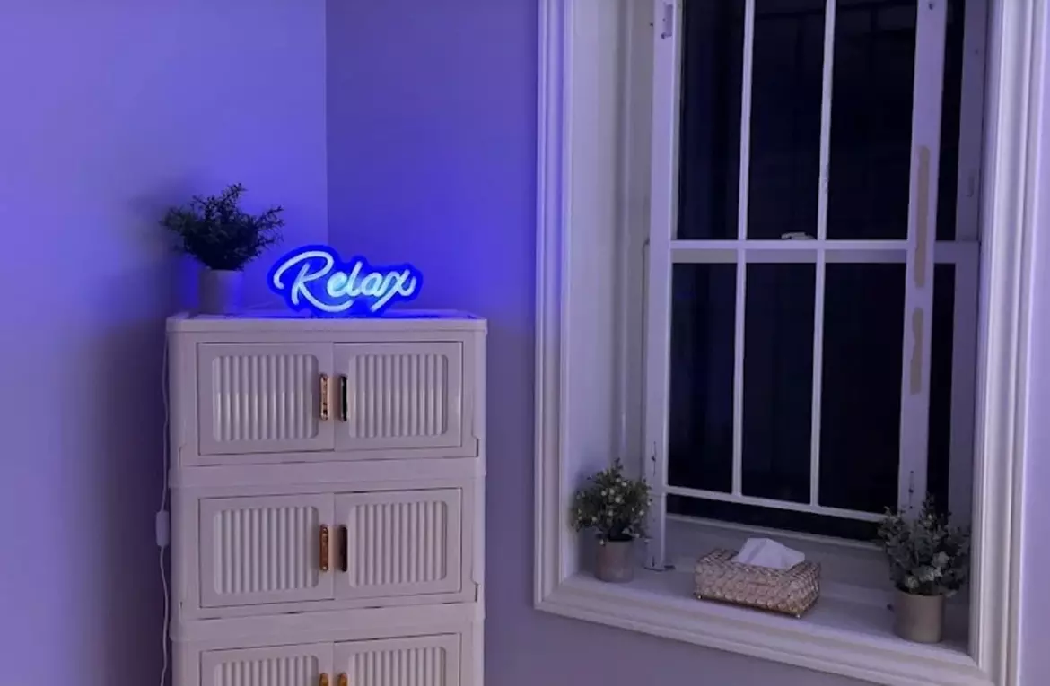 Lymphatic, Swedish, Detoxifying Lymphatic Massage, or Aromatherapy