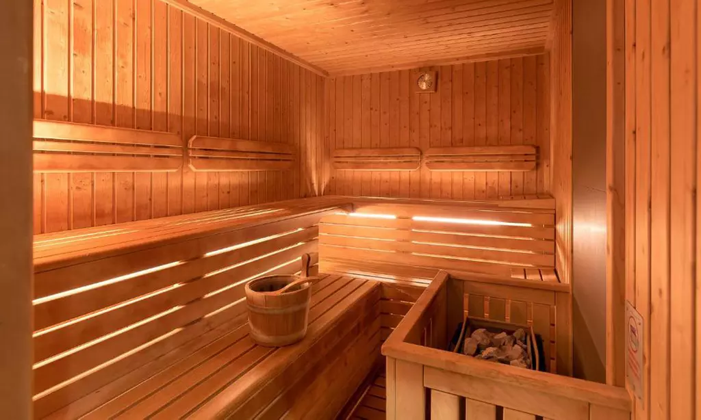 Rimini 4*: soggiorno con colazione, idromassaggio, cena o massaggio