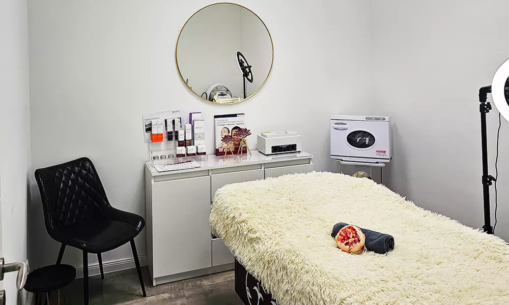 Microblading für beide Augenbrauen für 1 Person