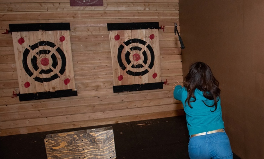 Image 2: Axe Throwing & Digital Darts – Fairfield