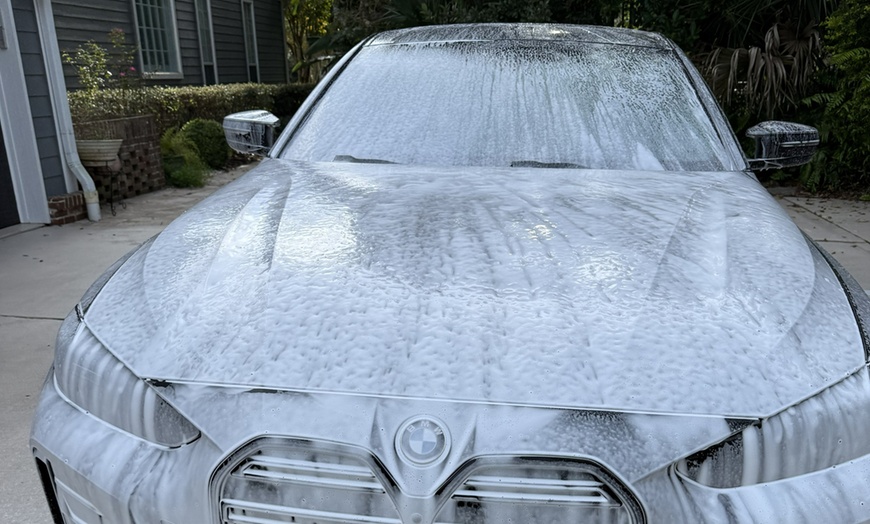 Image 2: Mobile Diamond Shine Wash with Premium Spray Wax