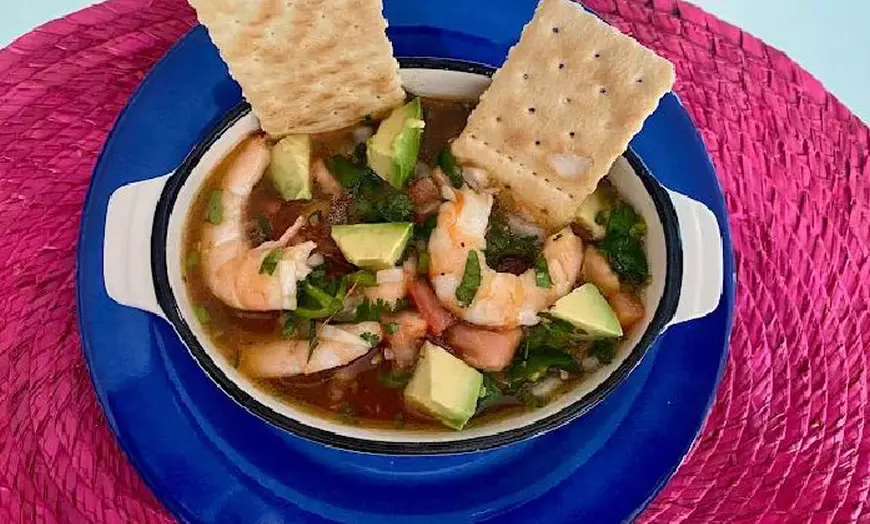 Image 7: Menú mexicano para 2 con postre, bebida y opción a margarita o cóctel
