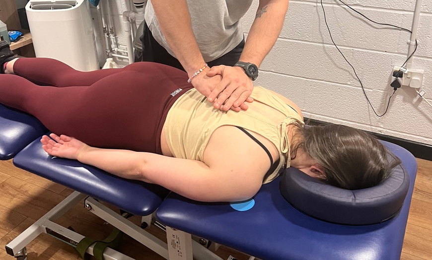 Image 5: One Chiropractic Treatment at The Recovery Hub