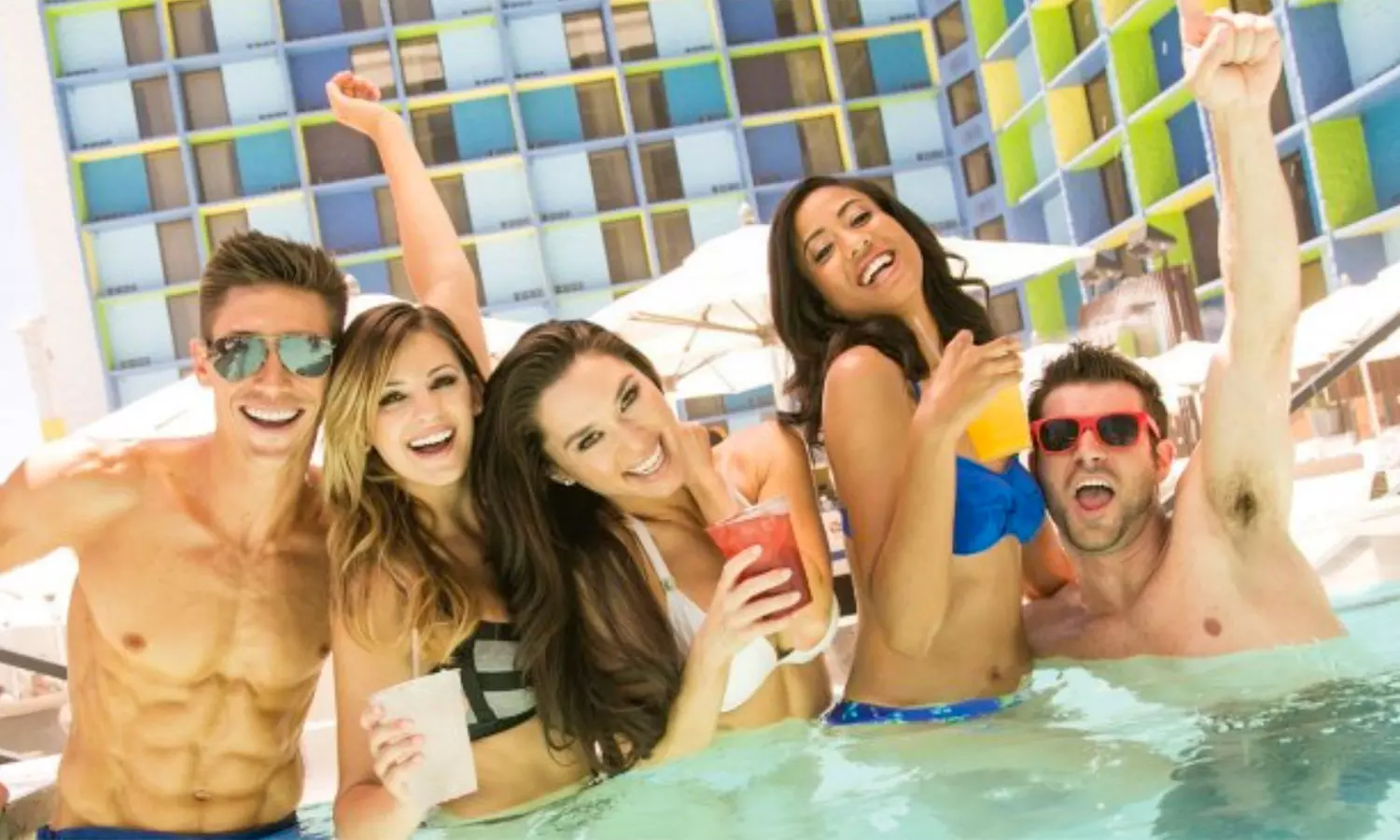 Influence, Pool Experience – 21+ Cabanas & Daybeds with a View at The LINQ 