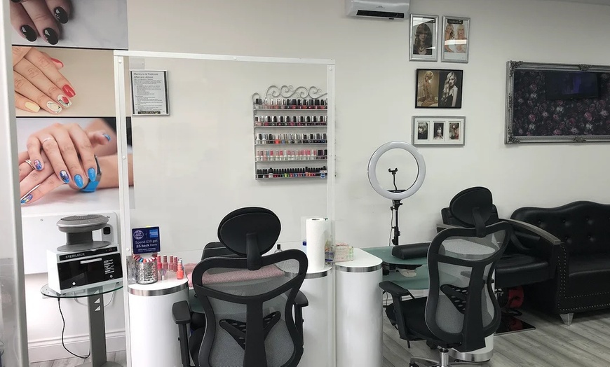 Image 3: Up to 67% Off on Pampering Package at Marias Hair And Beauty