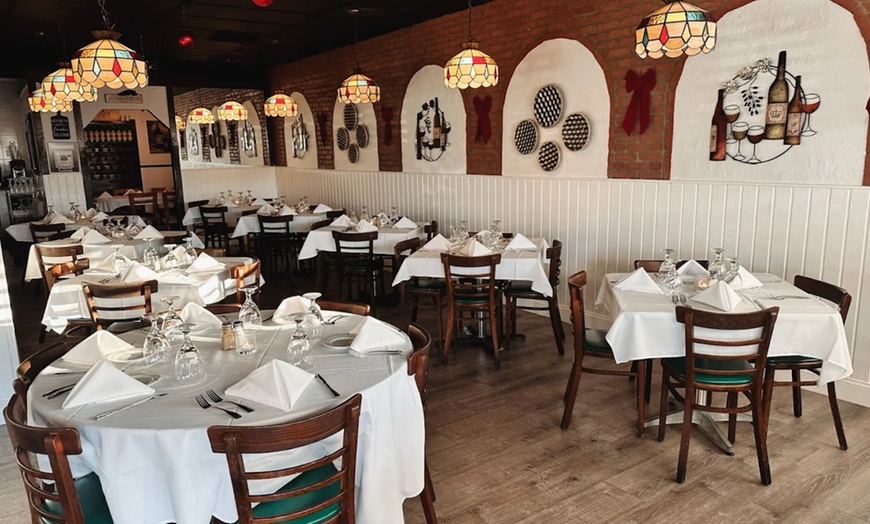 Image 3: Italian Feast: 3-Course Meals, Pizza, Pasta & Dining Credit