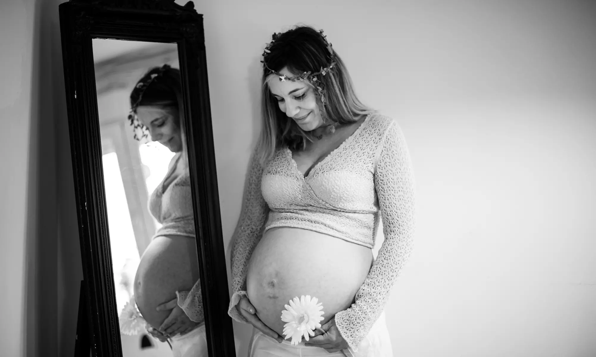 Sesión de fotos de pareja, embarazo y más (60 digitales y 2 impresas)