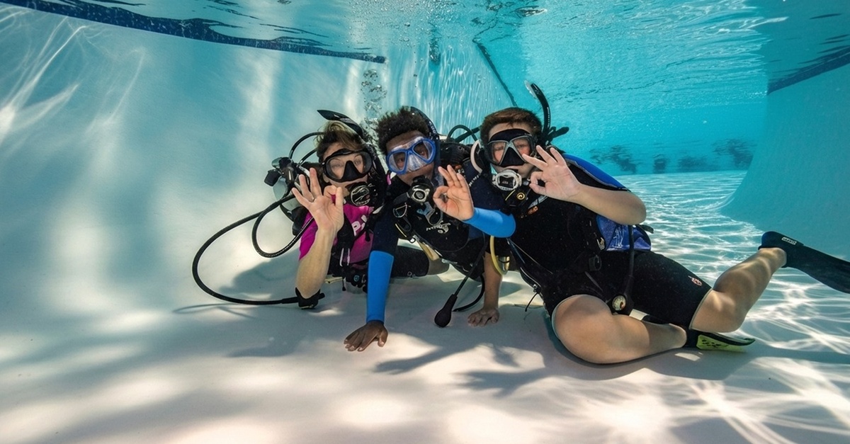 Basic Try Dive Including Equipment Or Scuba Diving For One Or Two Basic Try Dive Including Equipment Or Scuba Diving For One Or Two