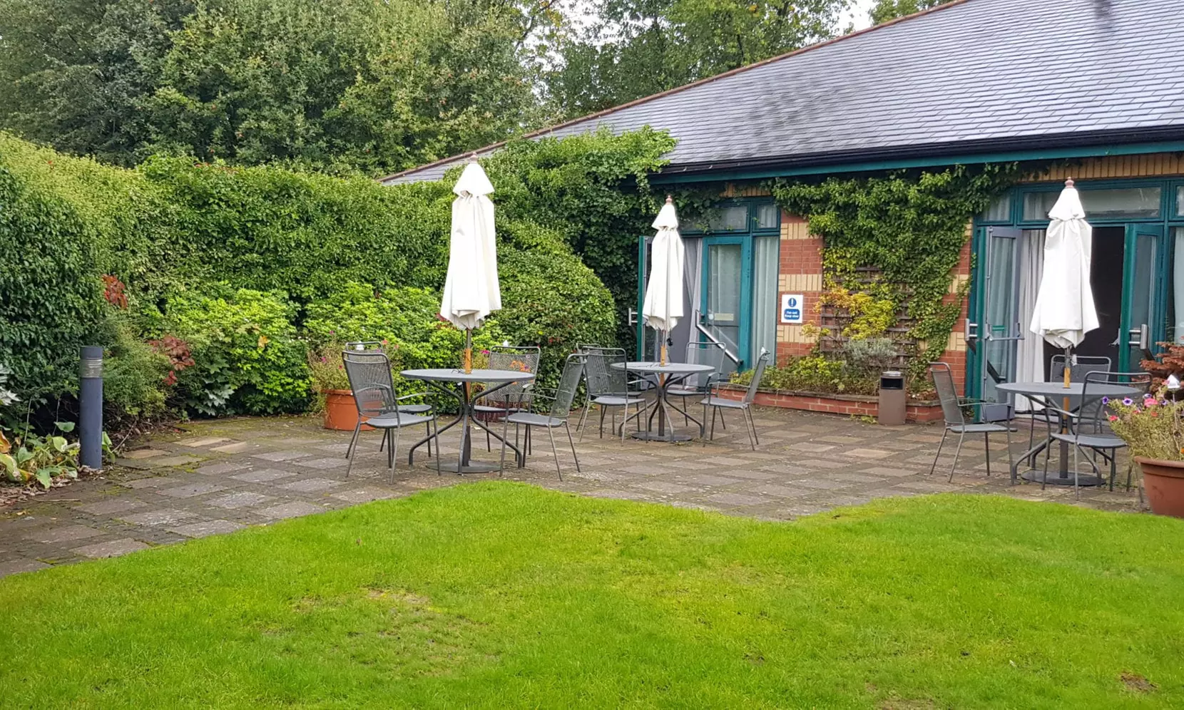 Wigan: One or Two Nights for Two with Breakfast, Early Check-In & Late Checkout at Wigan Oak Hotel - Second Medium