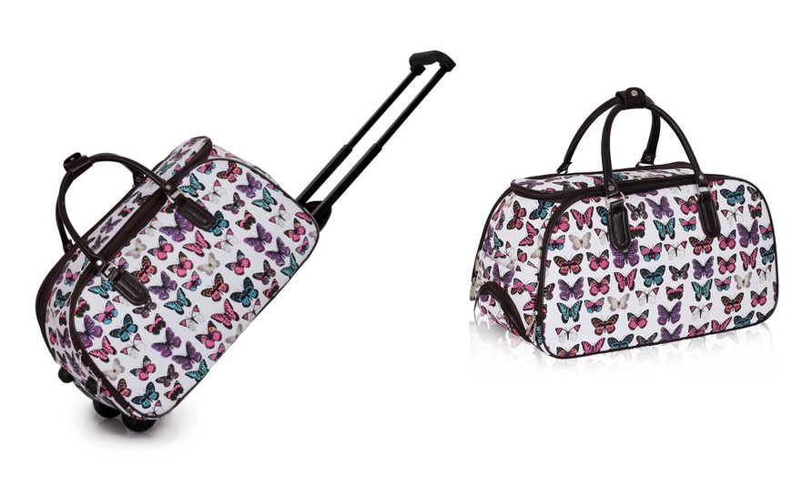 Image 7: Butterfly Wheeled Holdall Bag 